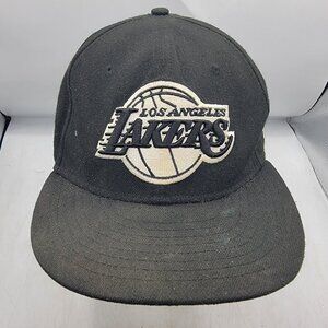 New Era Los Angeles Lakers Adults Black Snapback Cap Hat Adjustable Casual Sport